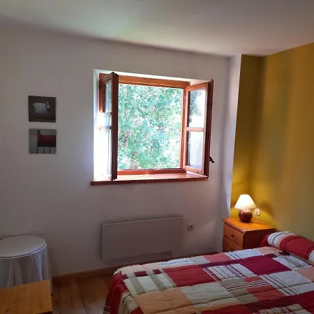 Apartment Con Jardin Isard 4 Pla de l'Ermita